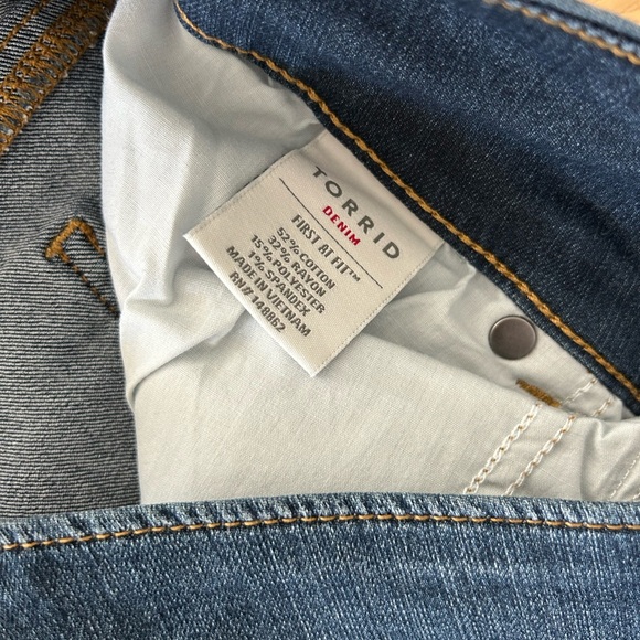 NEW Torrid Women's Blue Crop Jeggings Size 16 - Picture 9 of 9